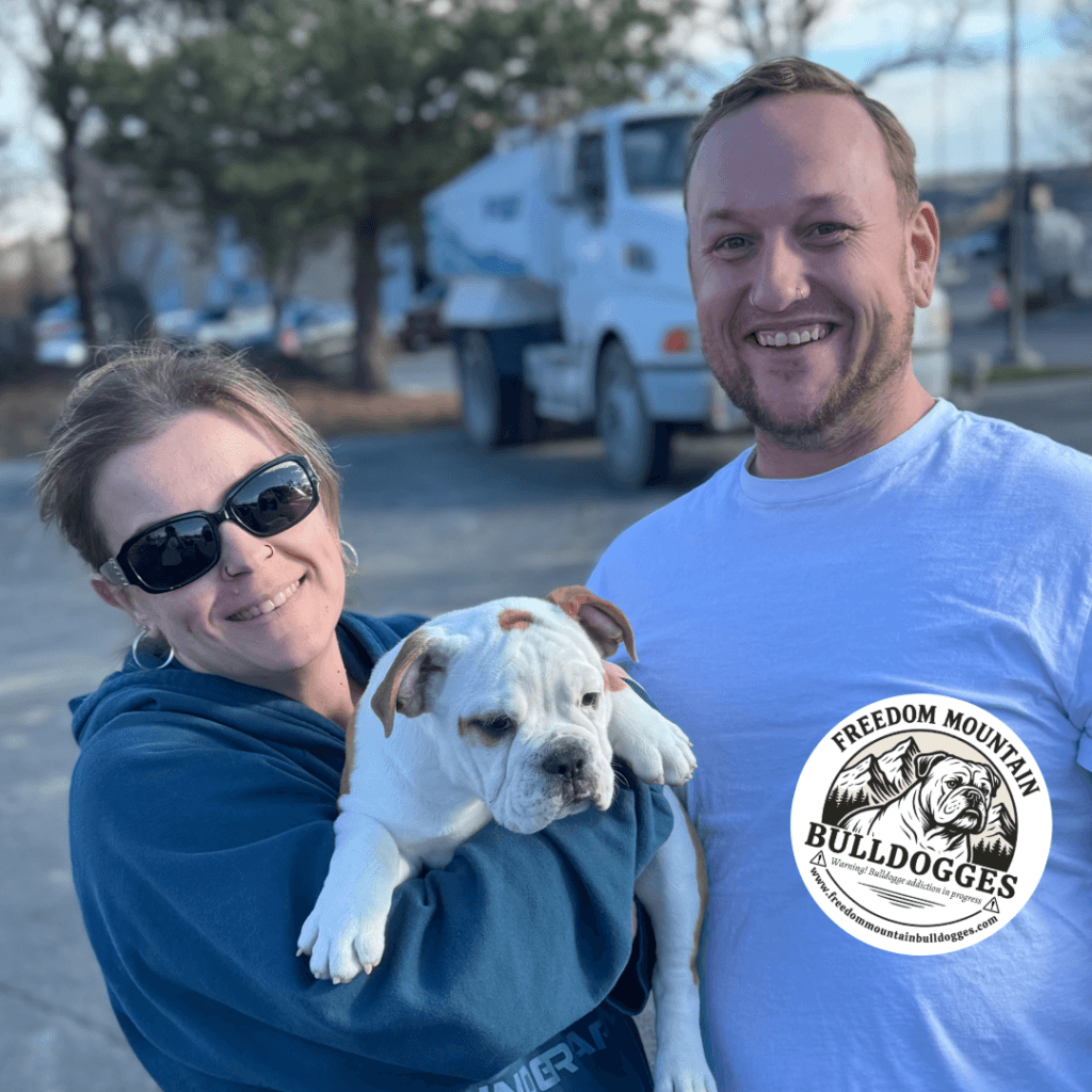 Freedom Mountain Bulldogges Viper and Family
